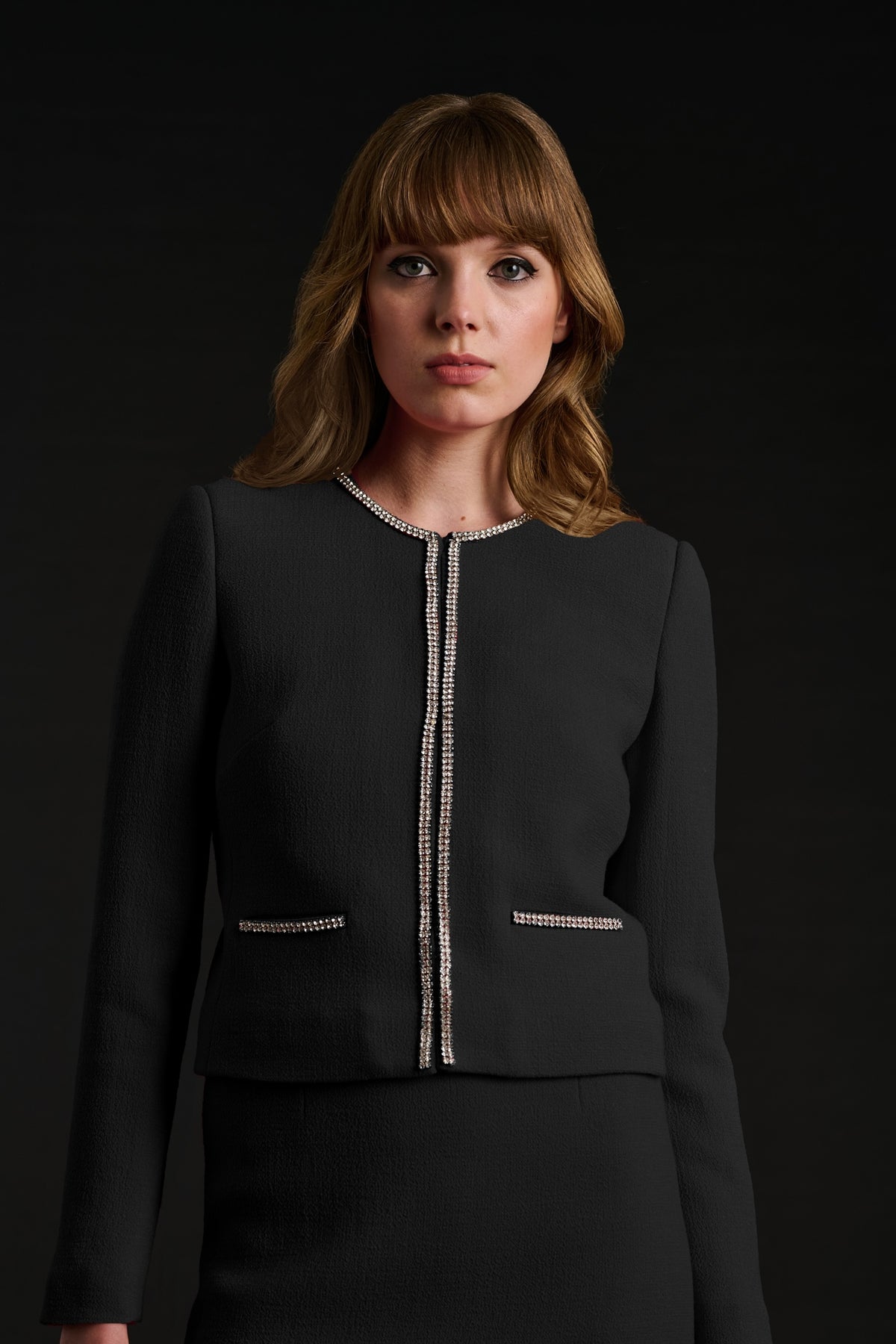 Veste en crêpe de laine et strass