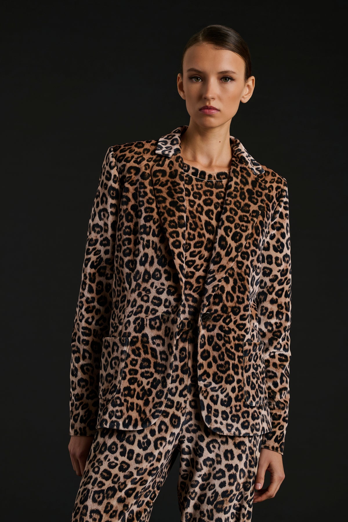 Leopard print jersey blazer