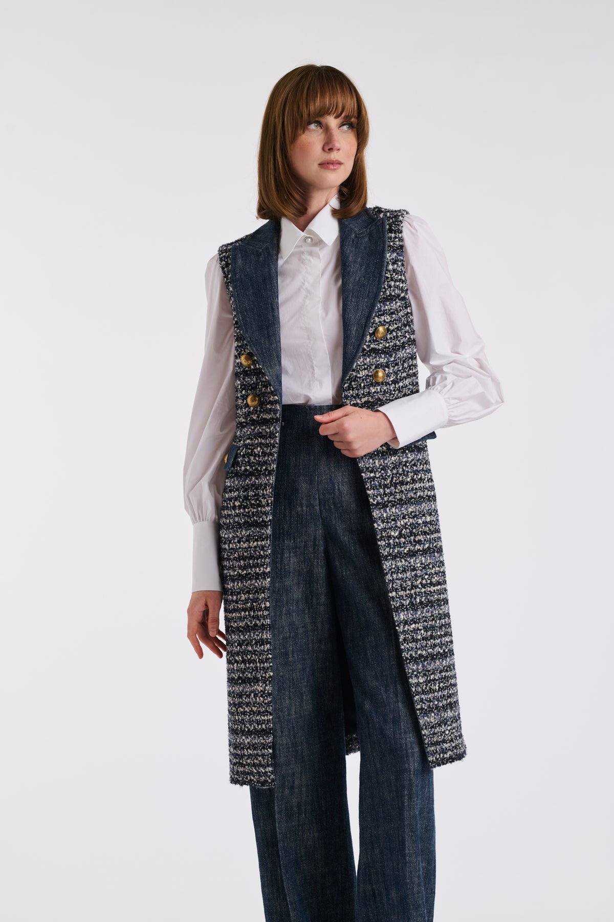 Long sleeveless jacket in tweed and denim