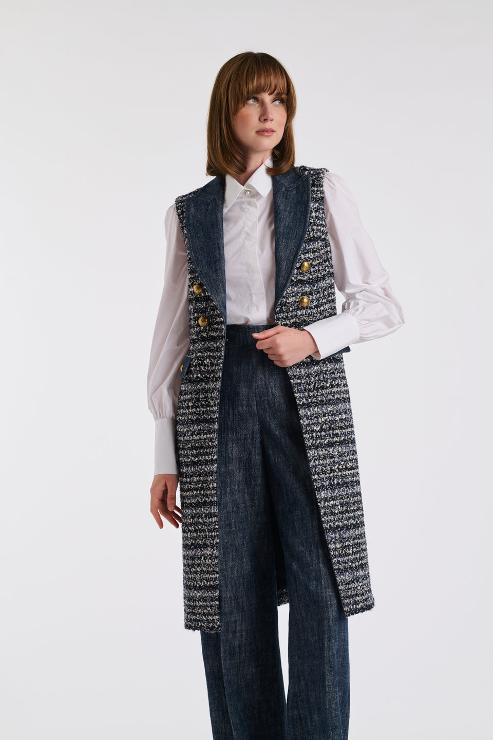 Veste longue sans manche en tweed et jean