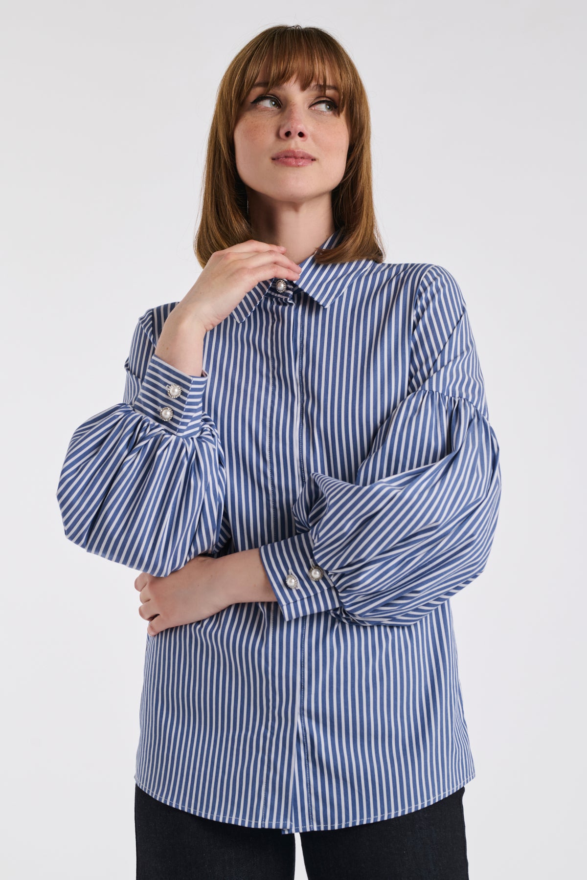 Striped puff sleeve shirt