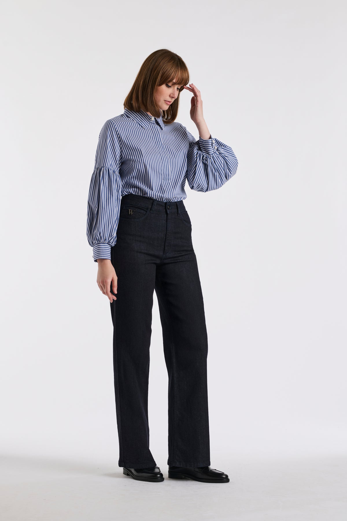 Striped puff sleeve shirt