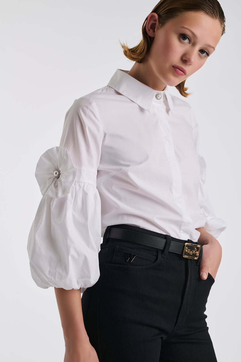 Chemise en popeline détails fleurs