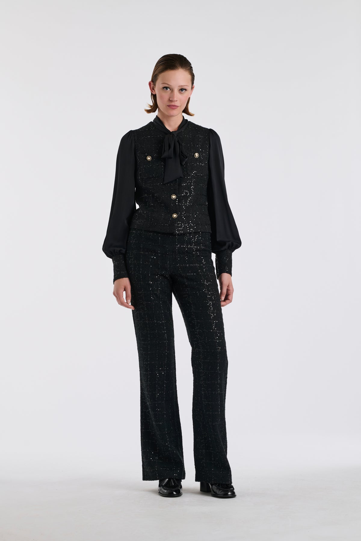 Bi-material pussy bow shirt in tweed and silk