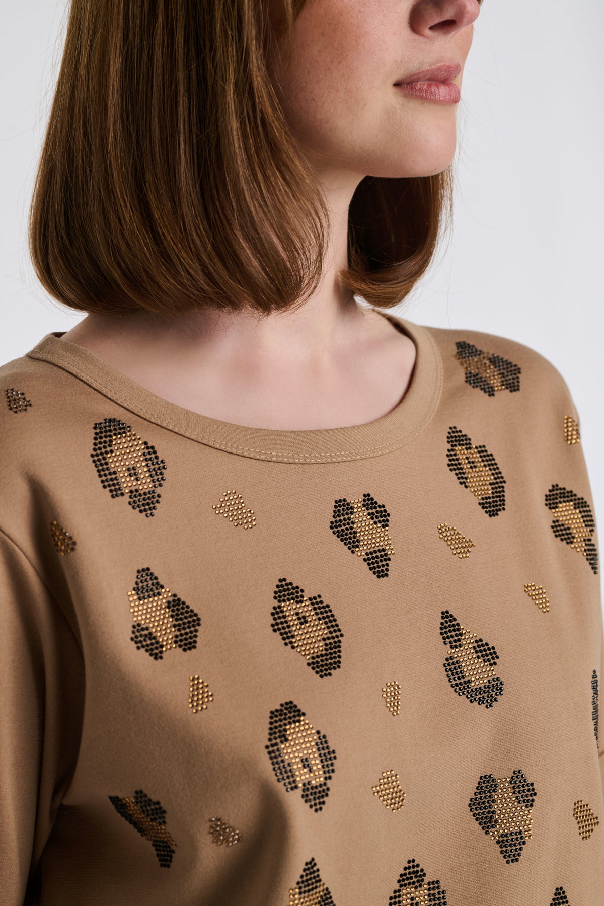 Studded animal skin-effect T-shirt
