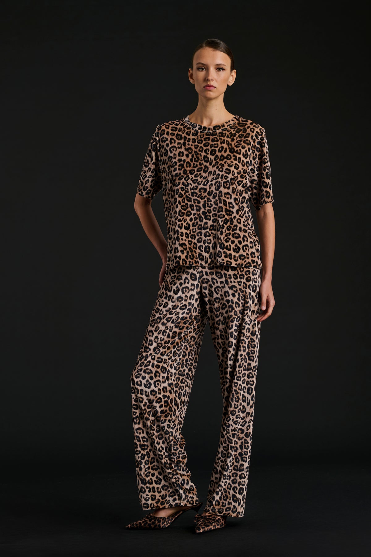 Leopard print velvet T-shirt