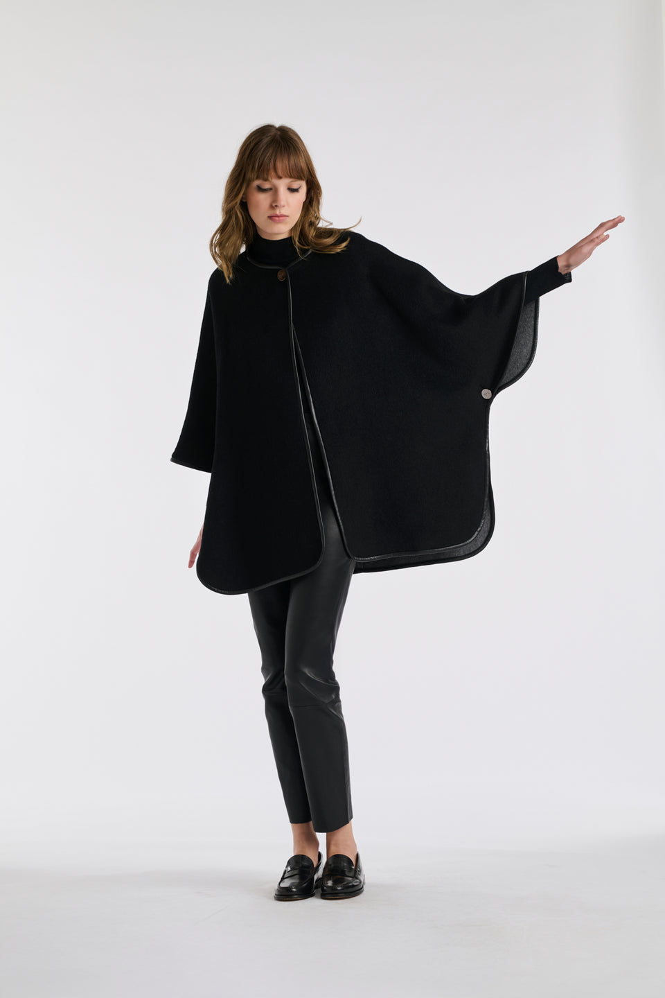 Cape en laine double face