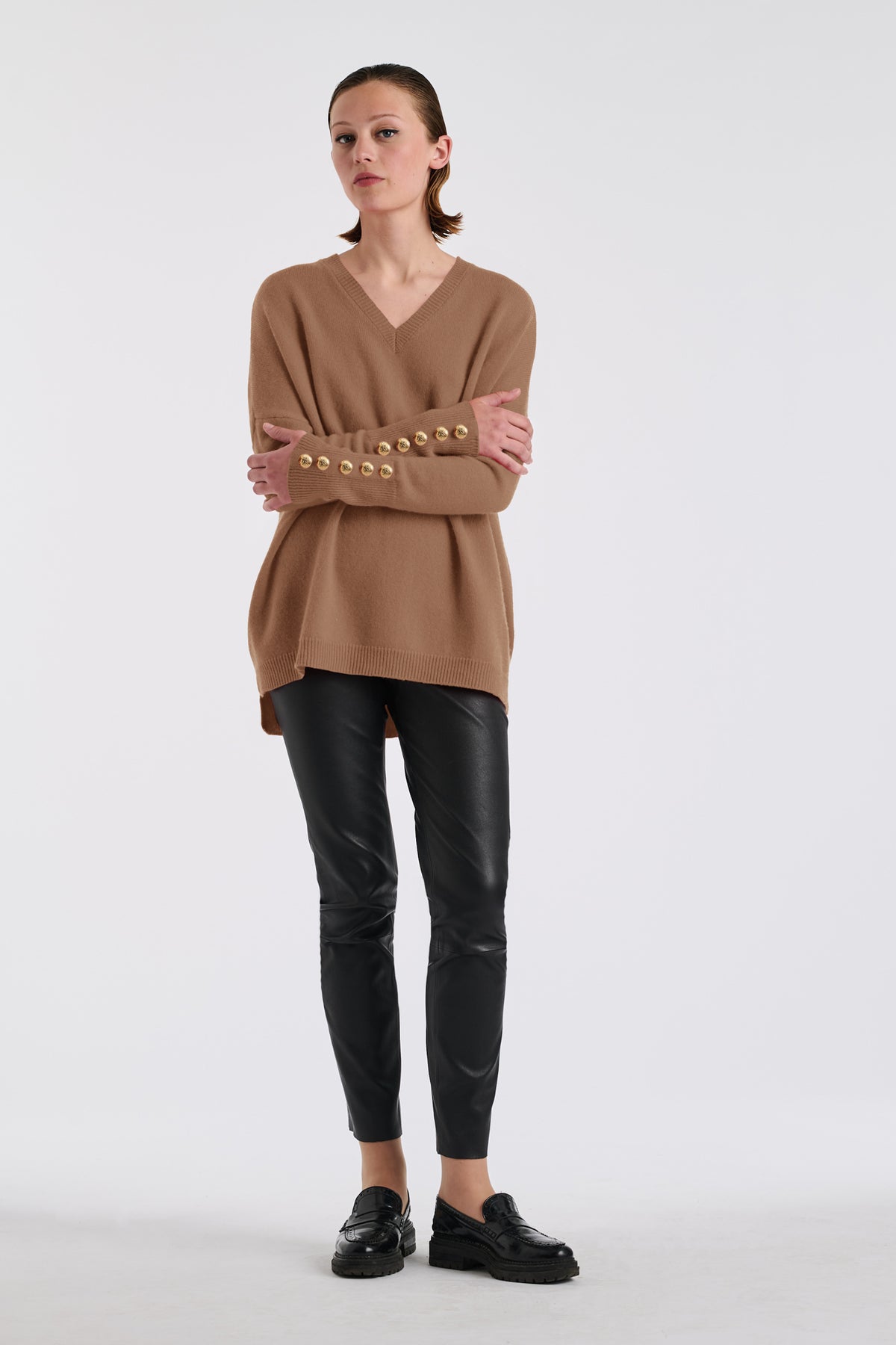 Cashmere blend V-neck jumper