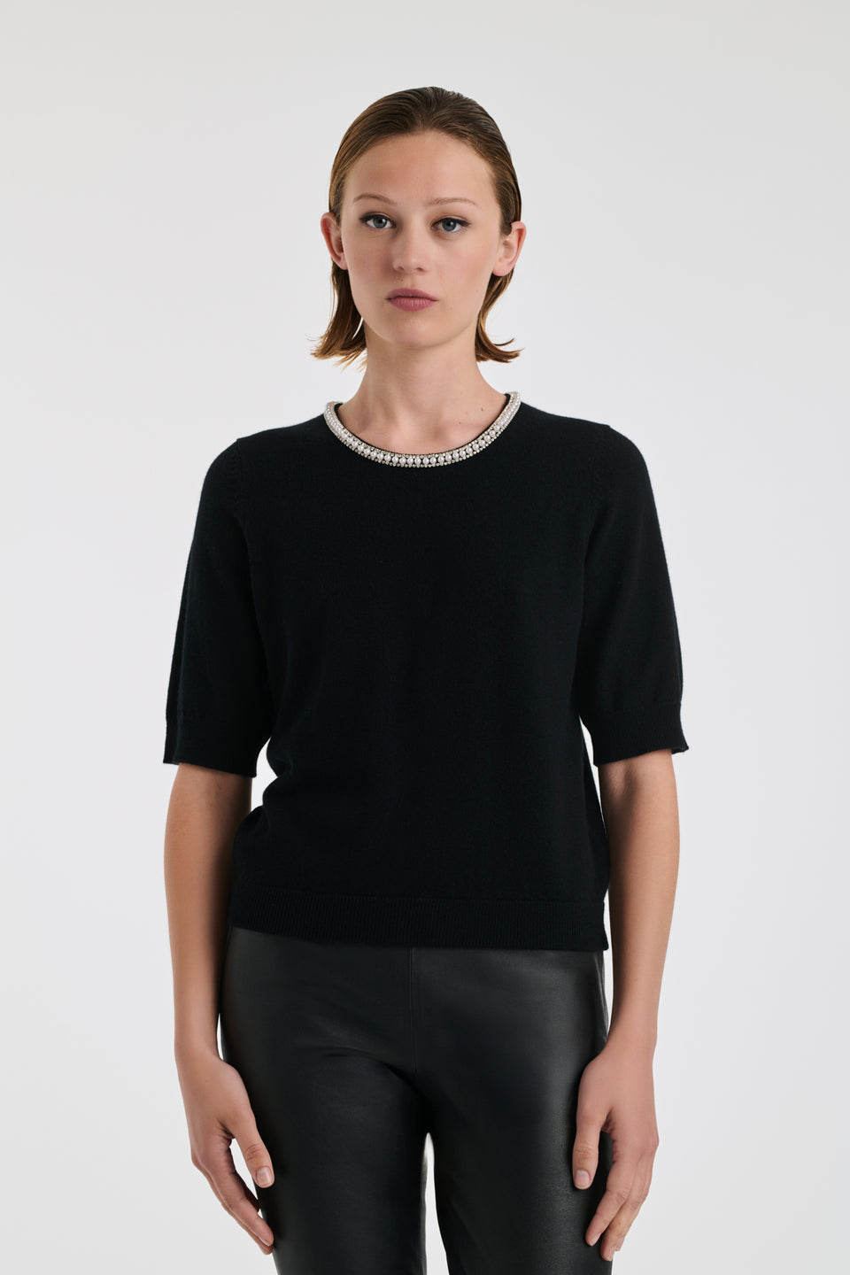 Pull à col perles et strass