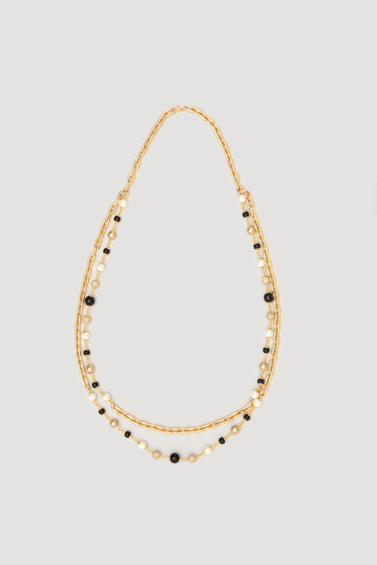 Long double chain necklace with pearls