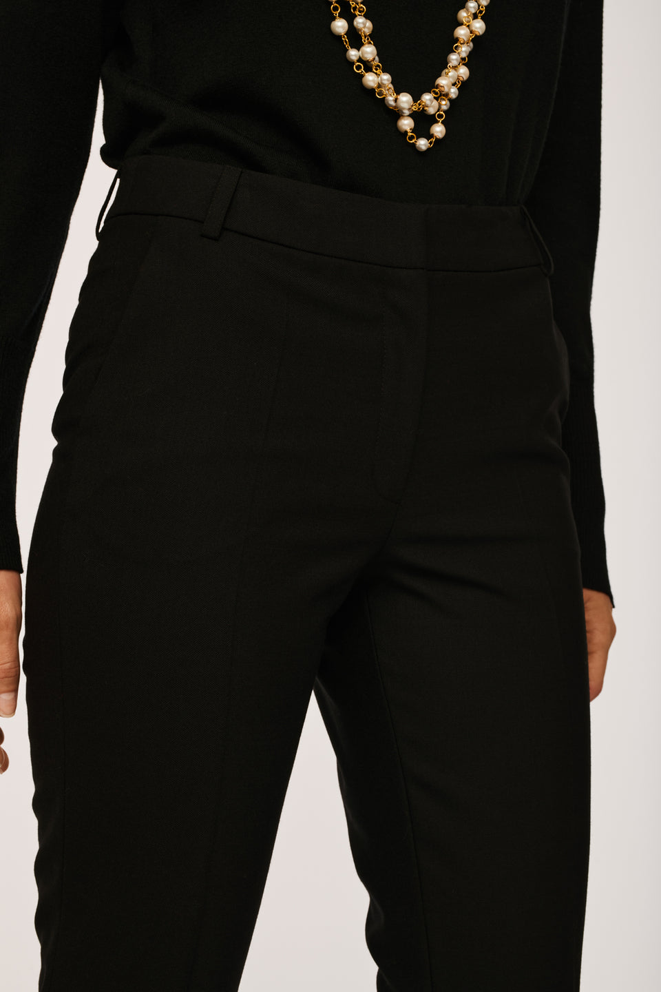 Pantalon cigarette en laine