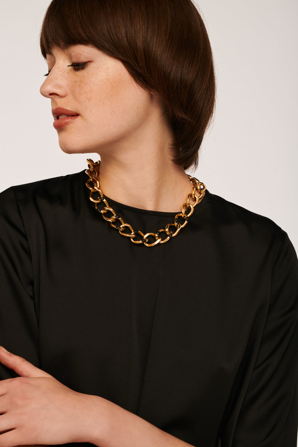 Collier chaîne doré et noir