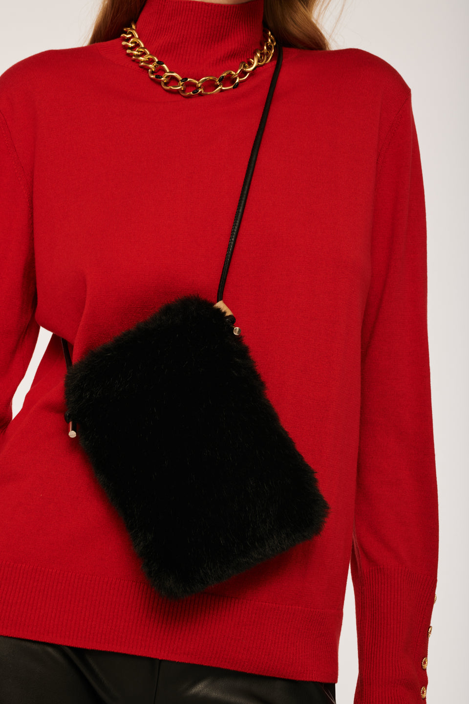Pochette en fourrure vegan