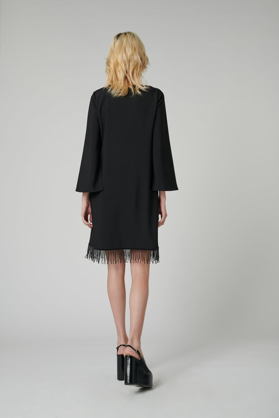 Robe cocktail à perles