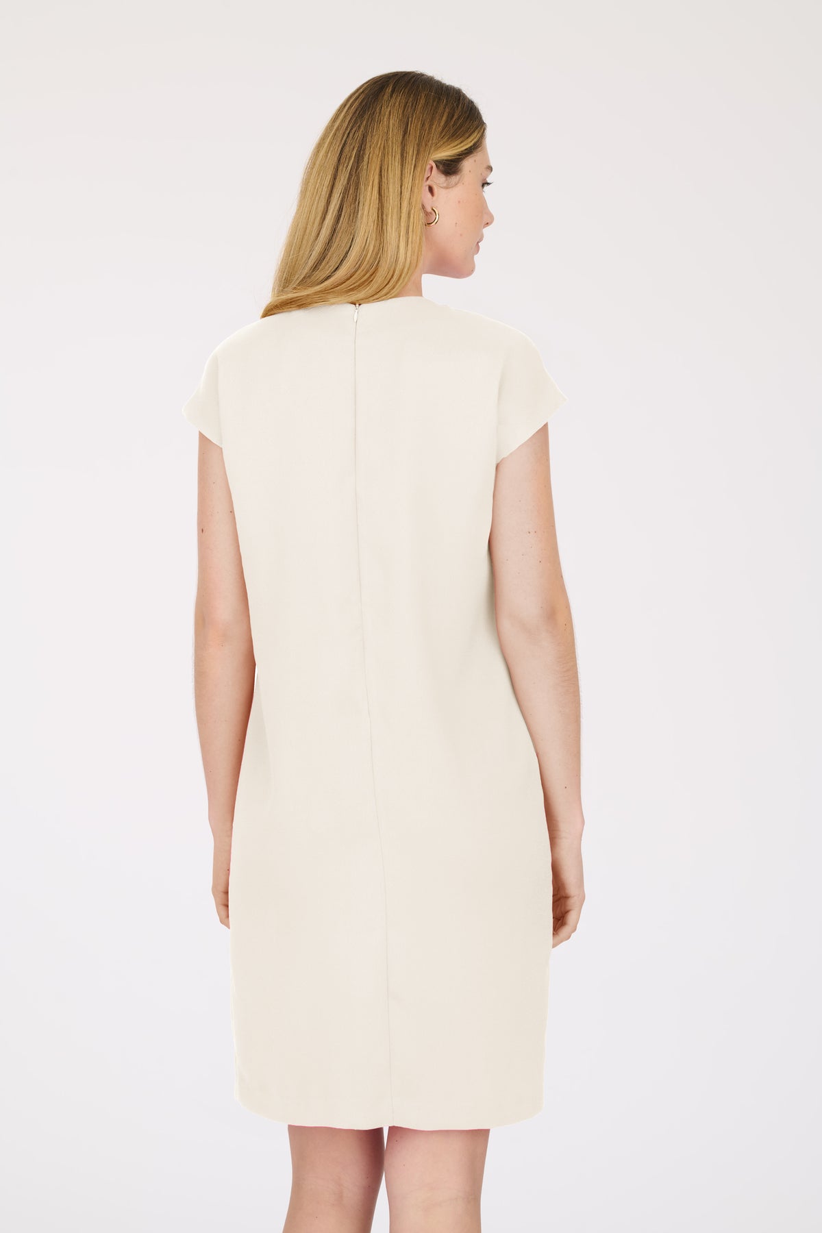 Robe cocktail fluide à noeud