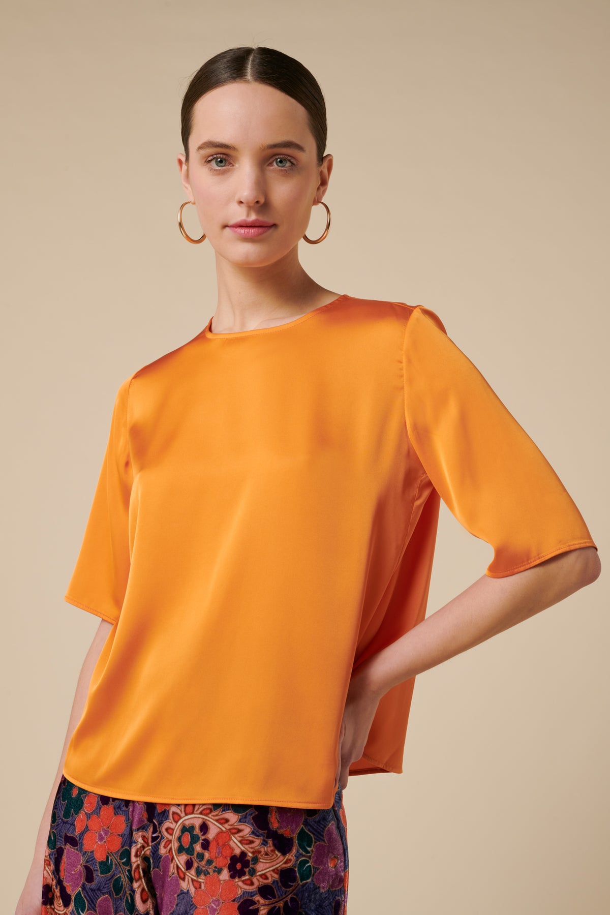 Top t-shirt en satin
