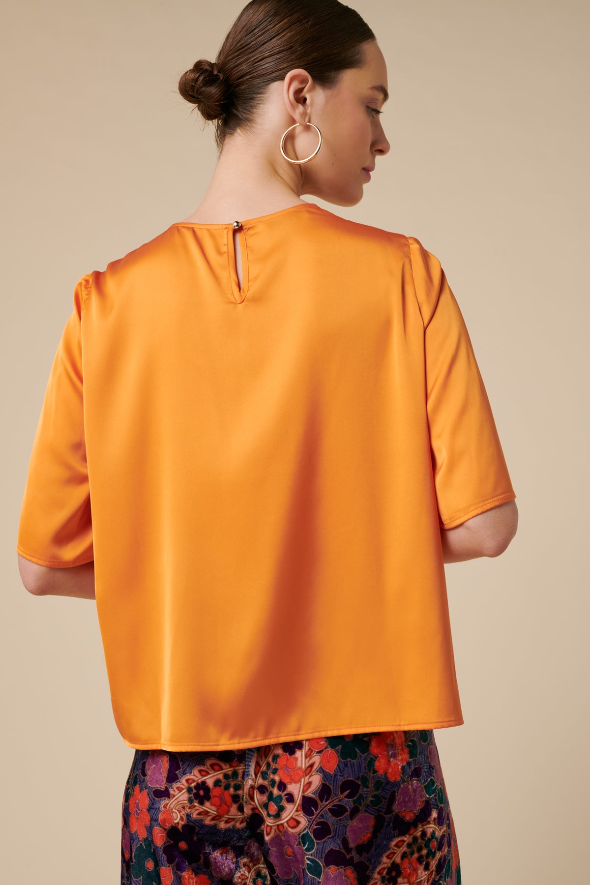 Top t-shirt en satin