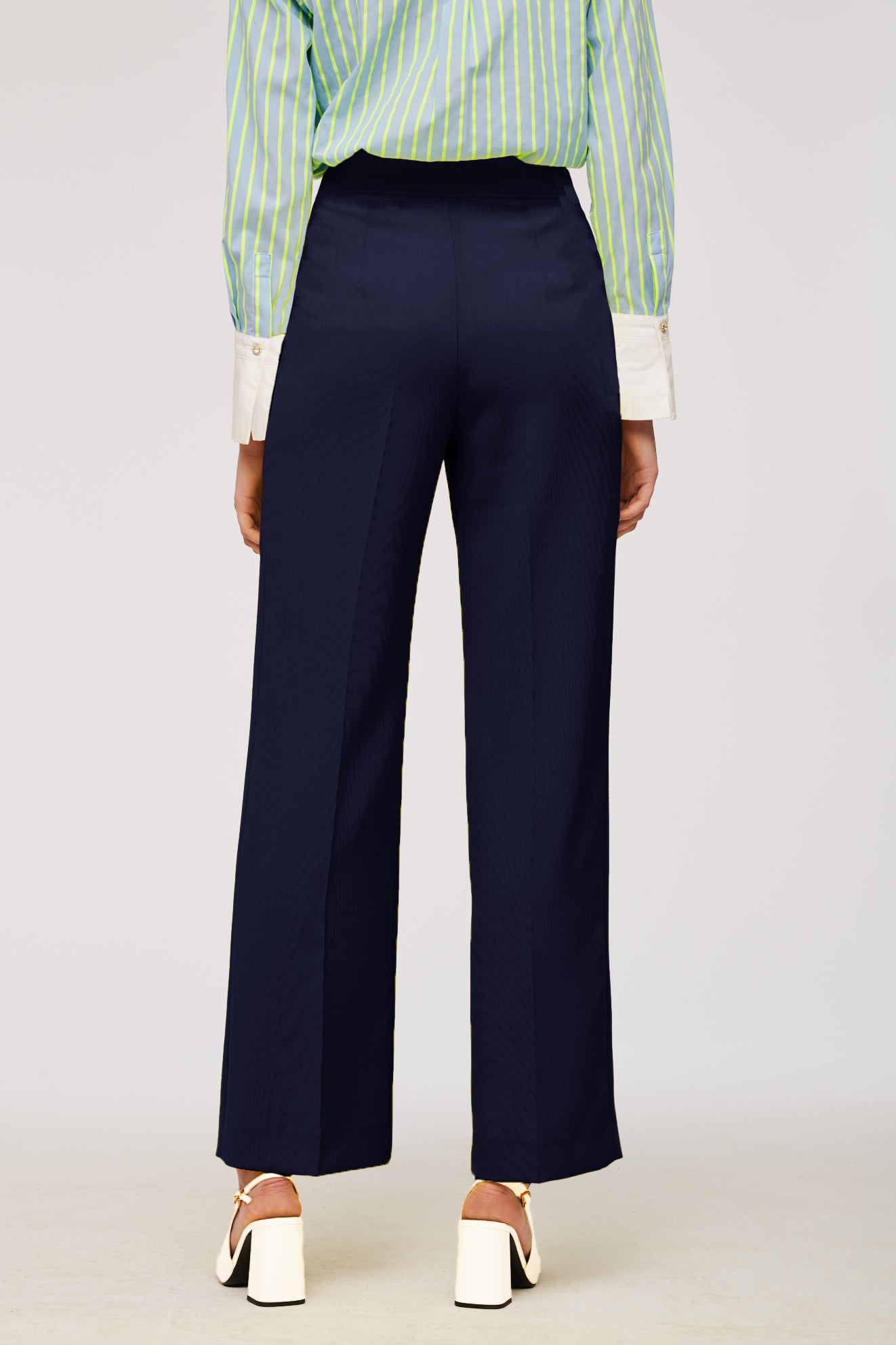 Wide-leg crêpe trousers 