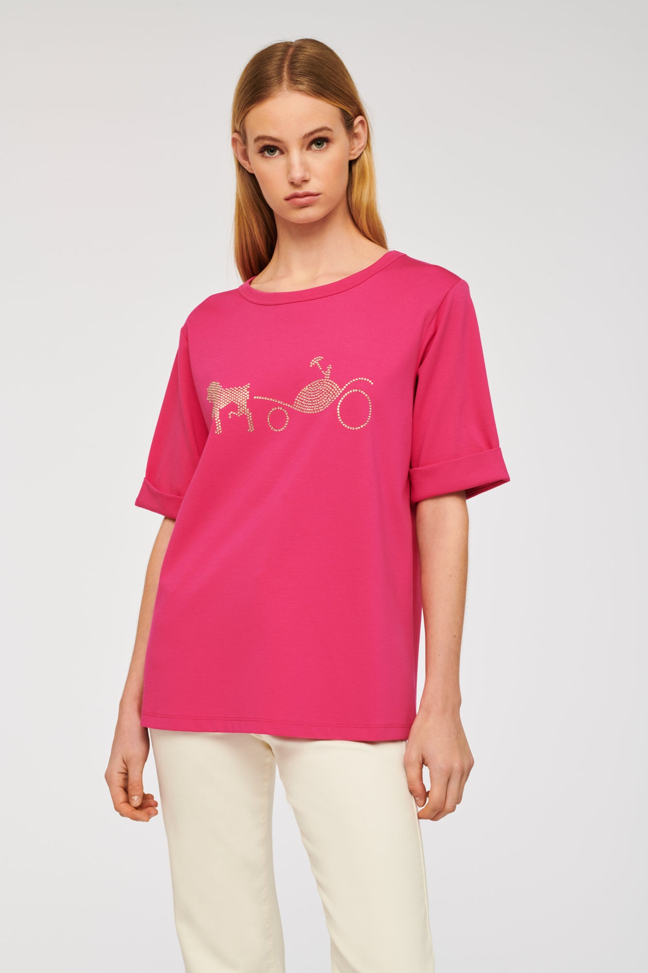 T-shirt with logo in rhinestone and studs