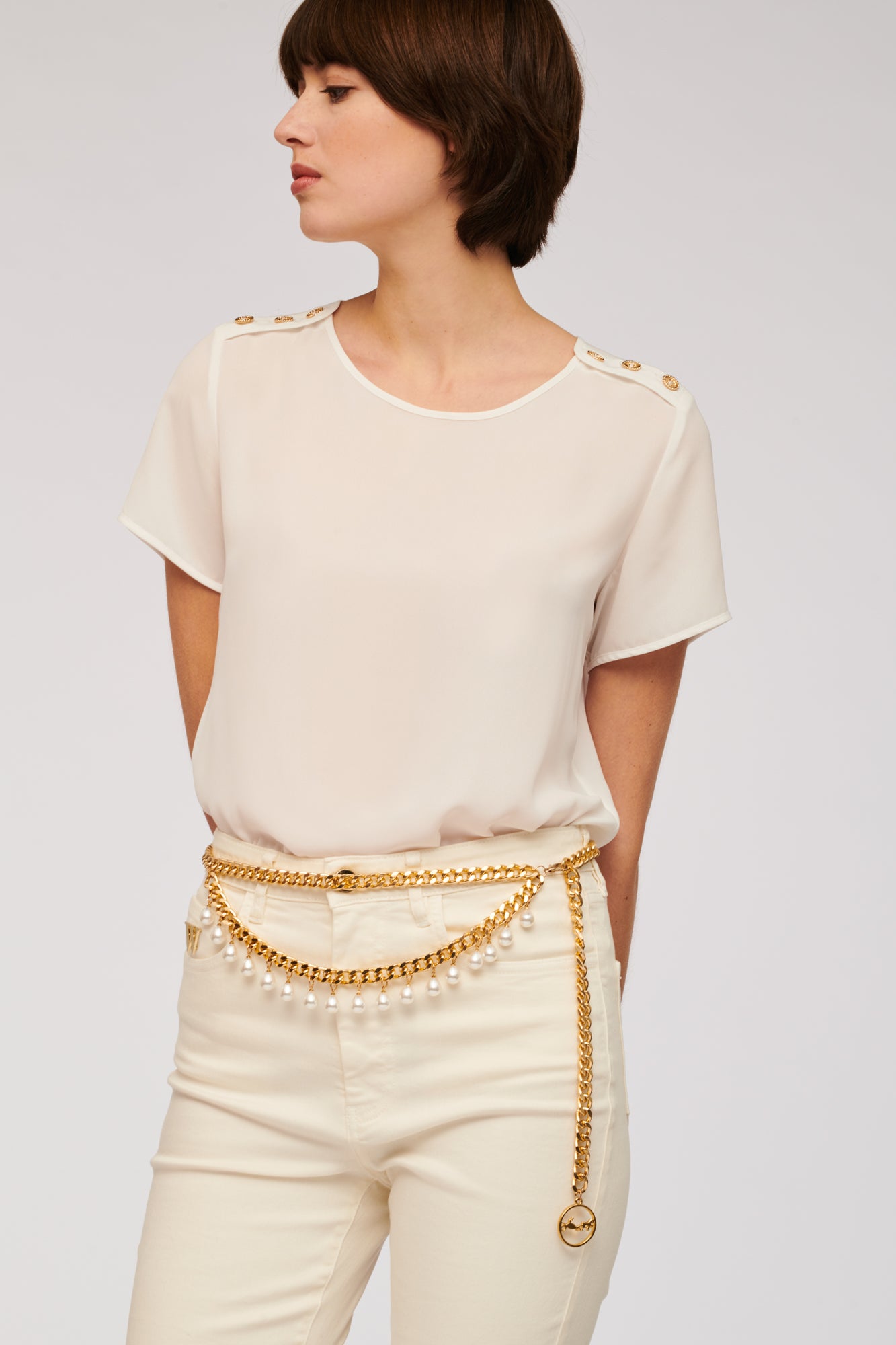 Adjustable chain belt