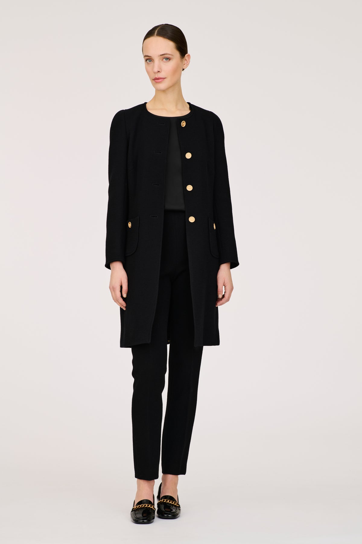 Short coat in wool crepe 