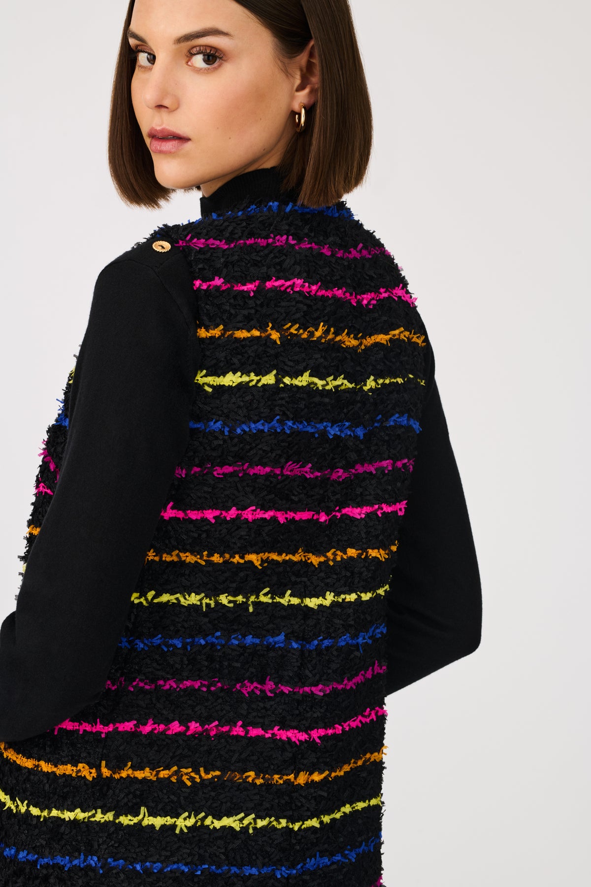 Veste longue cardigan sans manche en tweed à rayures multico