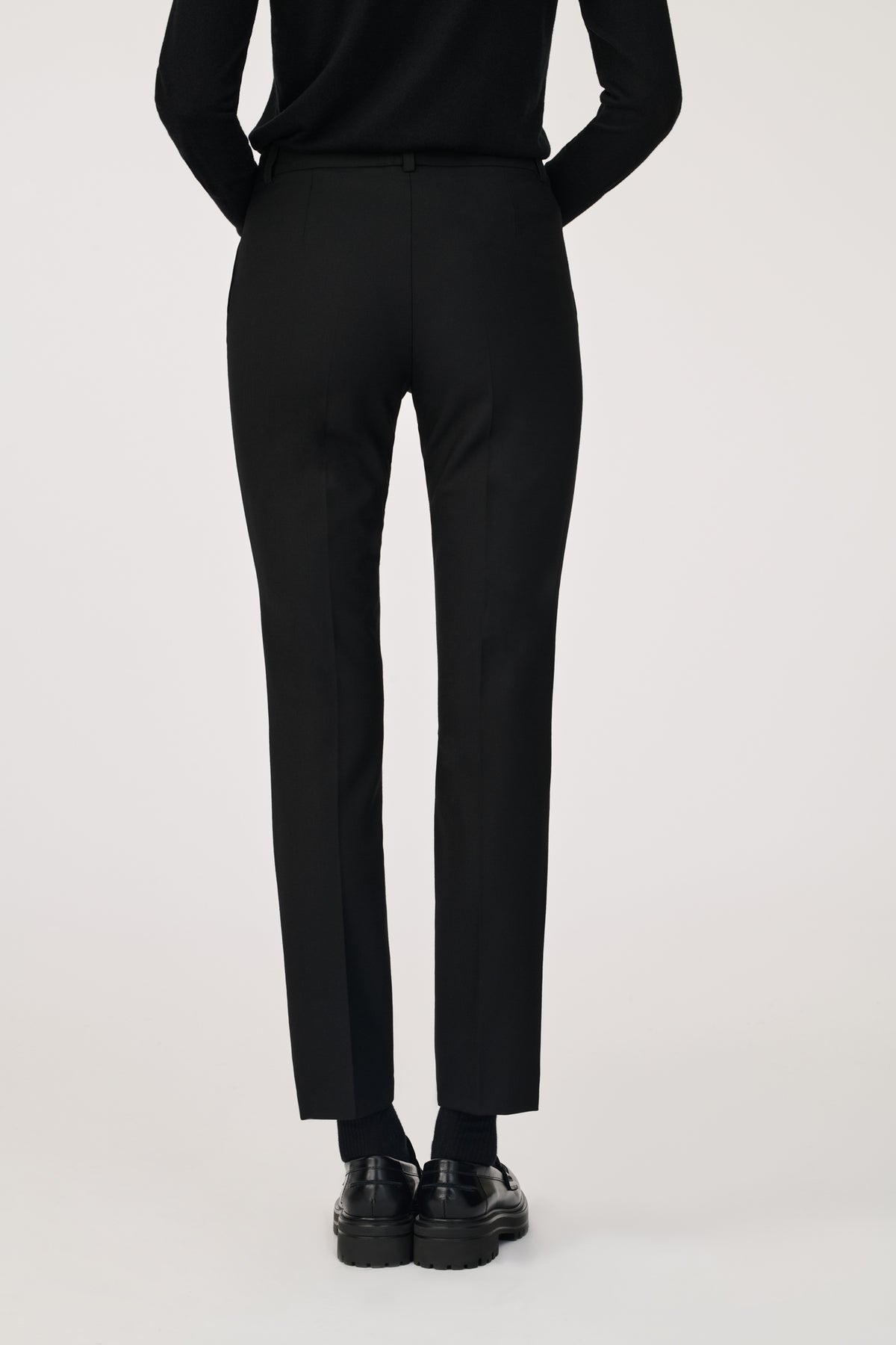 Pantalon cigarette en microfibre