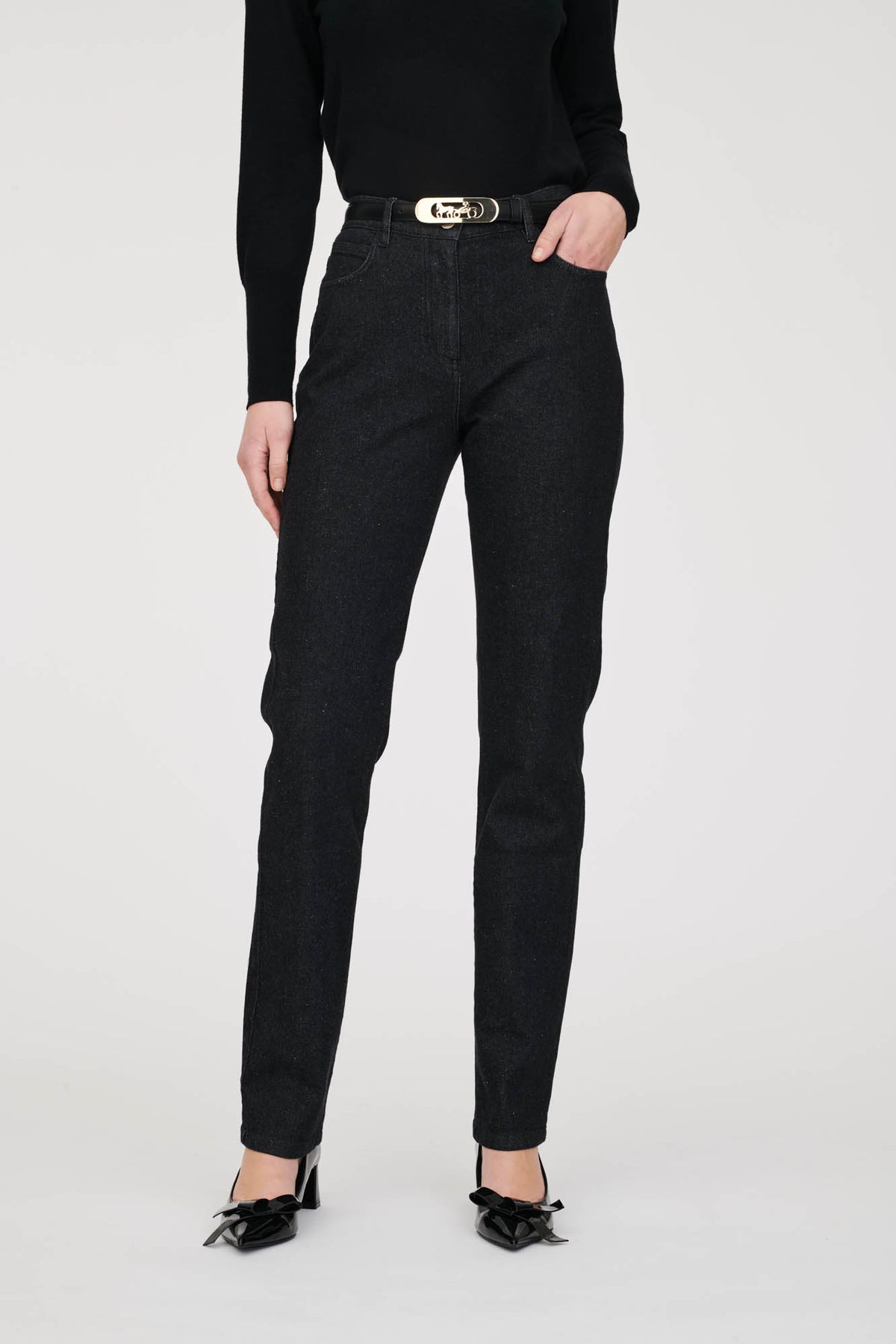 Straight-leg jeans 