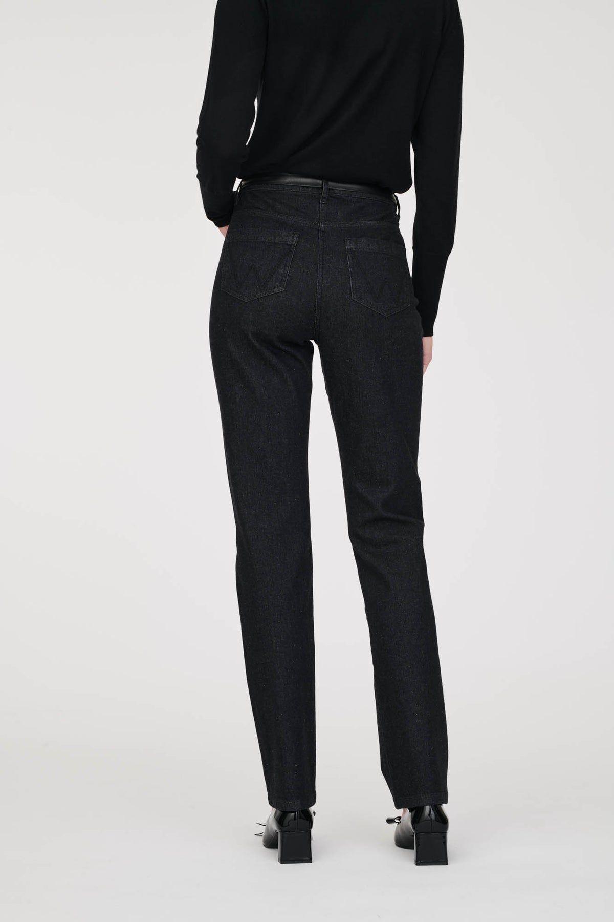 Straight-leg jeans 