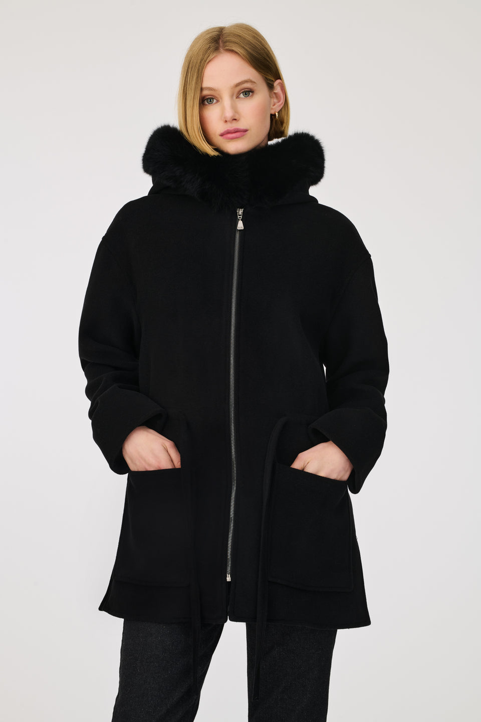 Manteau parka à capuche en fourrure