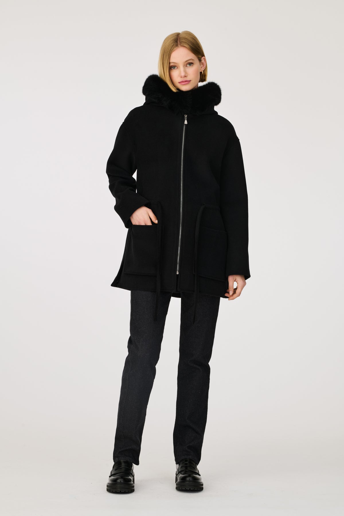 Manteau parka à capuche en fourrure