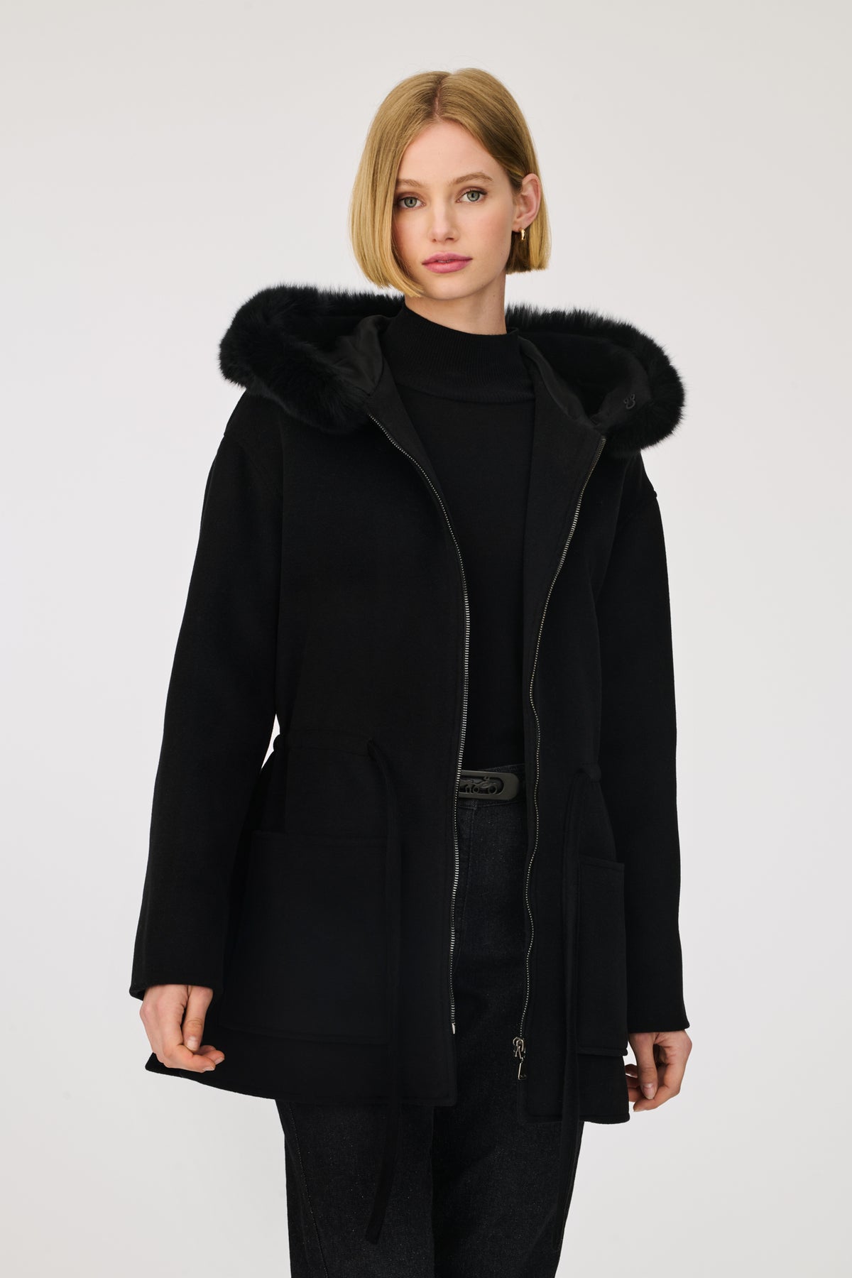 Manteau parka à capuche en fourrure