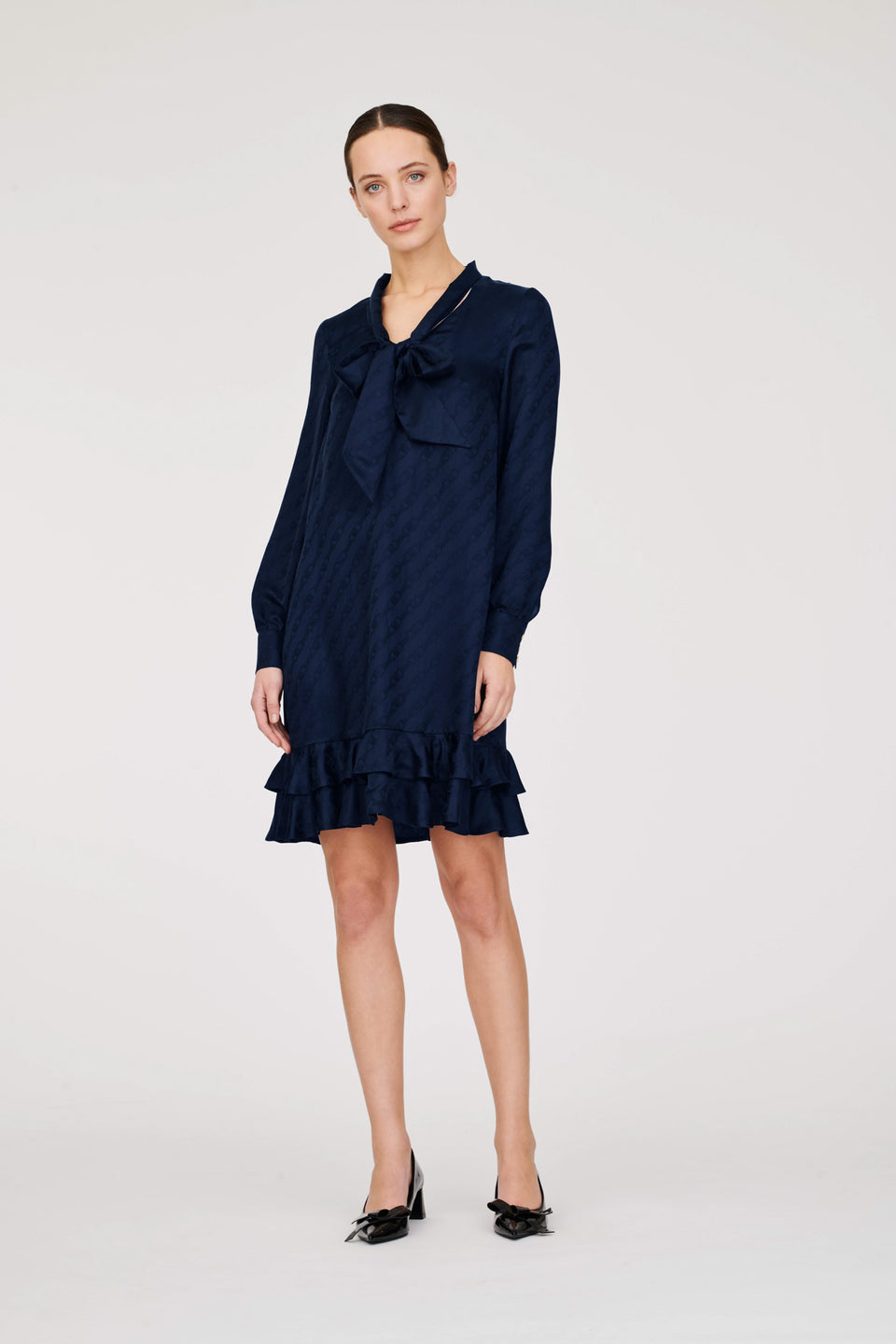 Robe lavallière en jacquard de soie