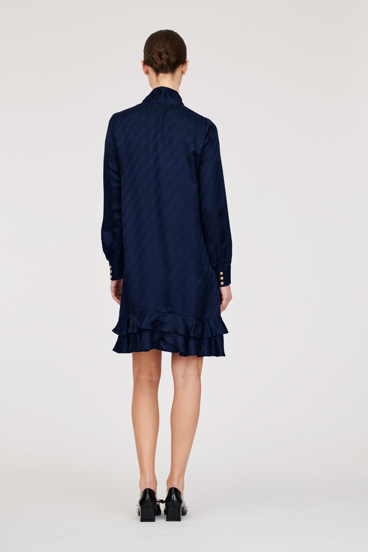 Robe lavallière en jacquard de soie
