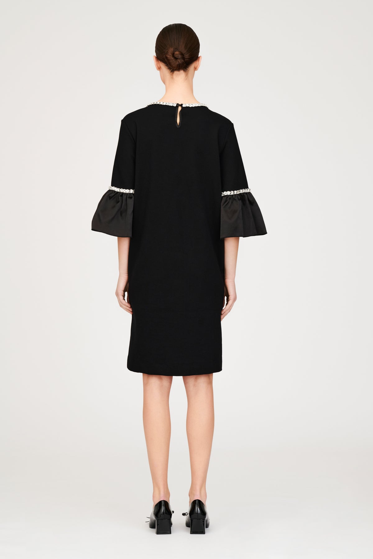 Robe en jersey à manches volantées
