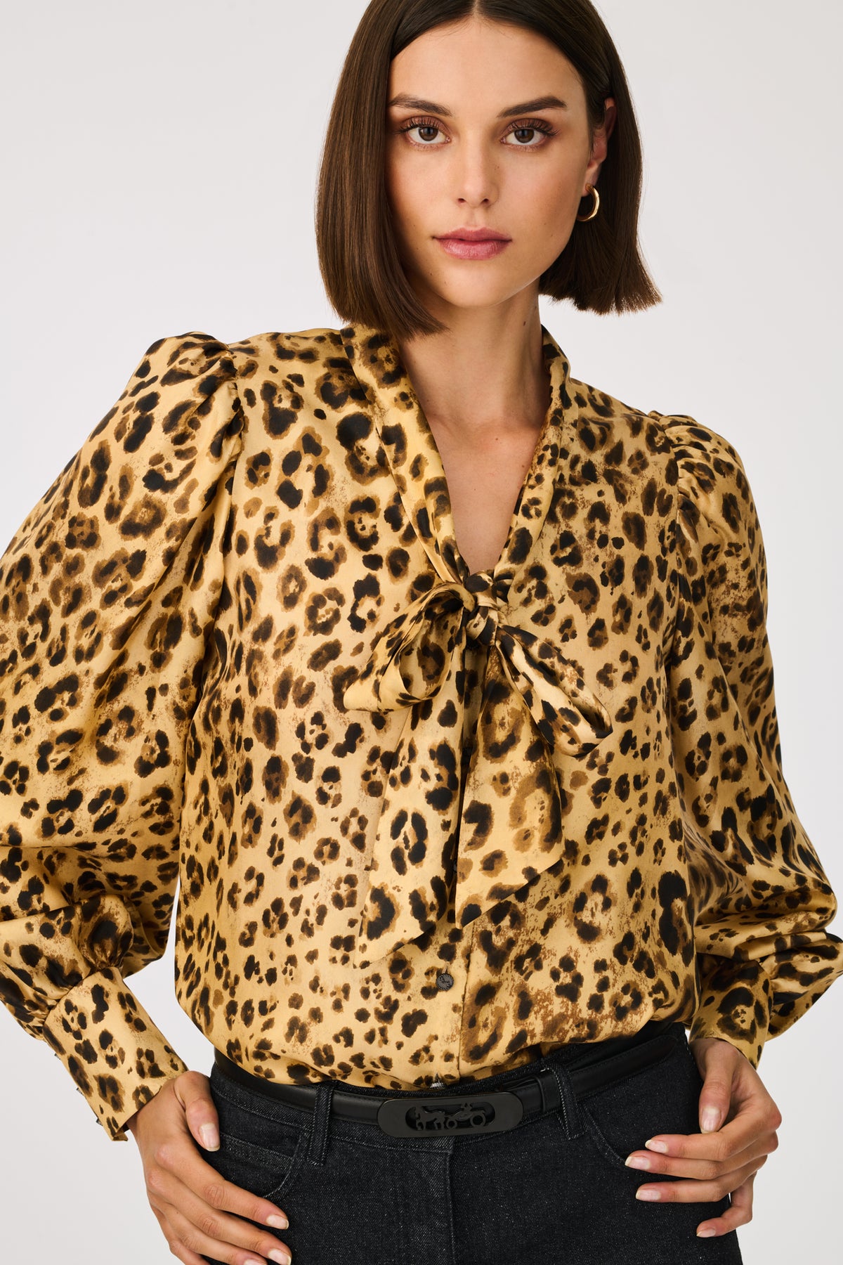 Pussy bow shirt in leopard print silk