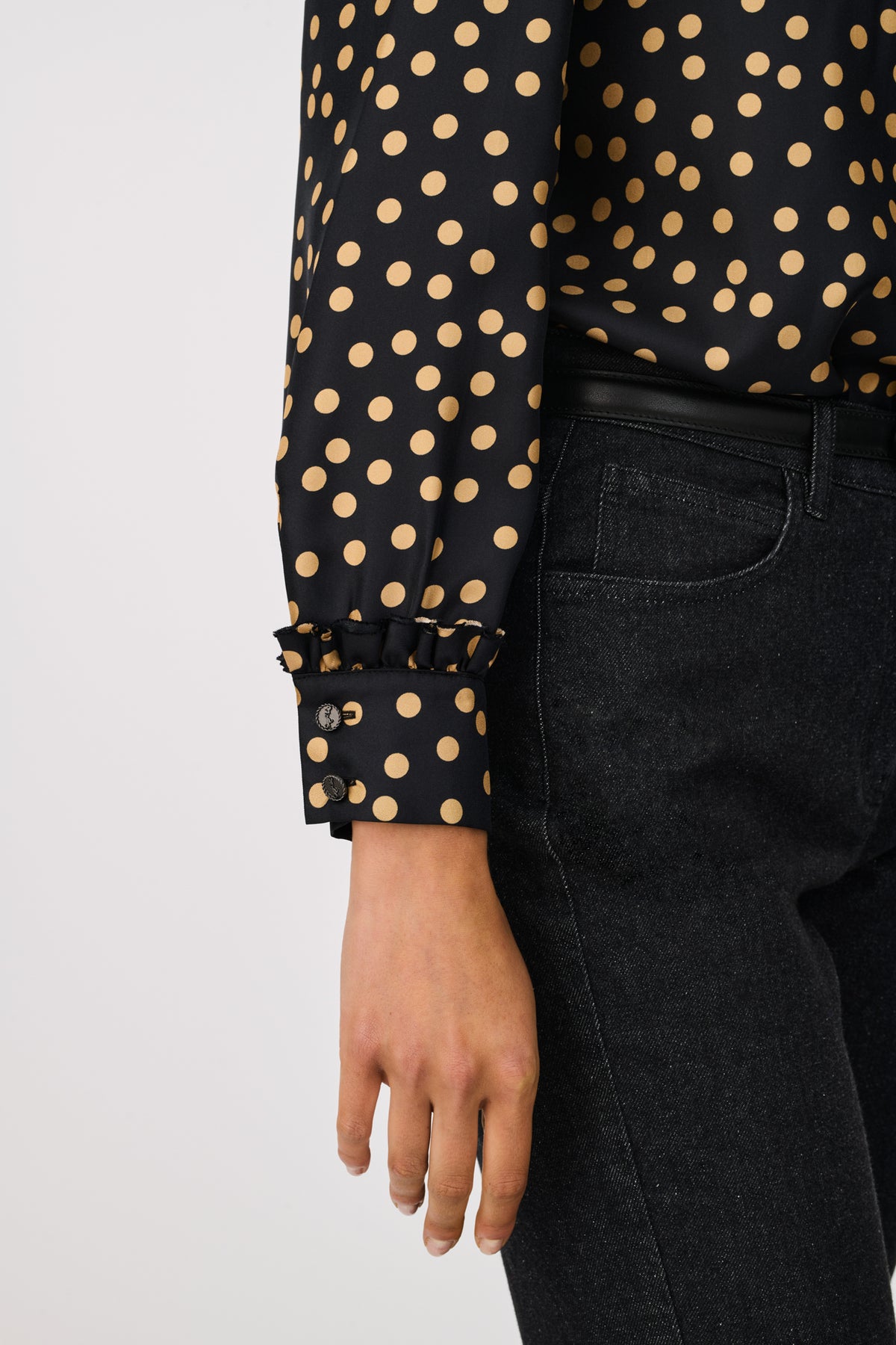 Chemise en soie à pois