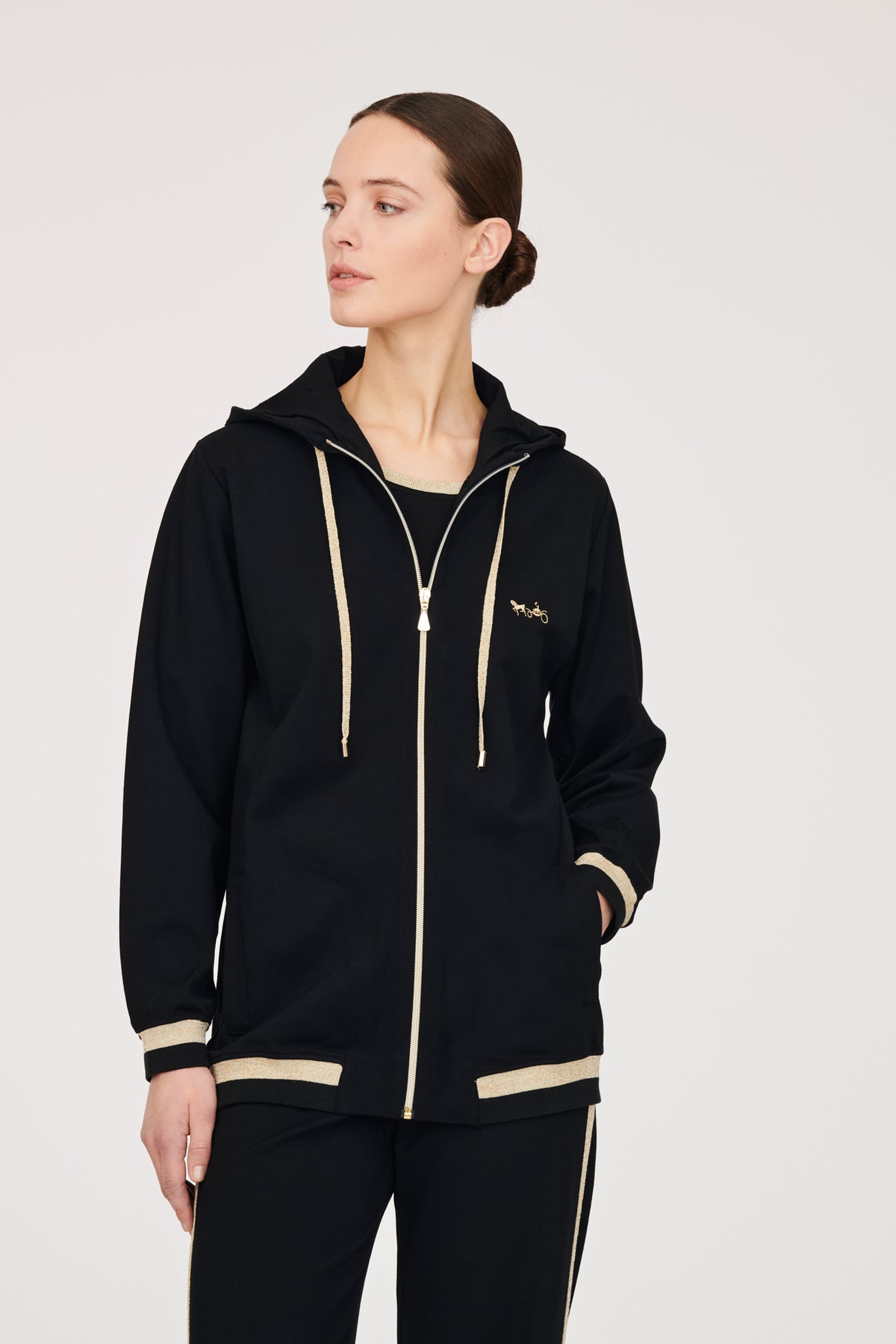 Sweat-shirt capuche zippée