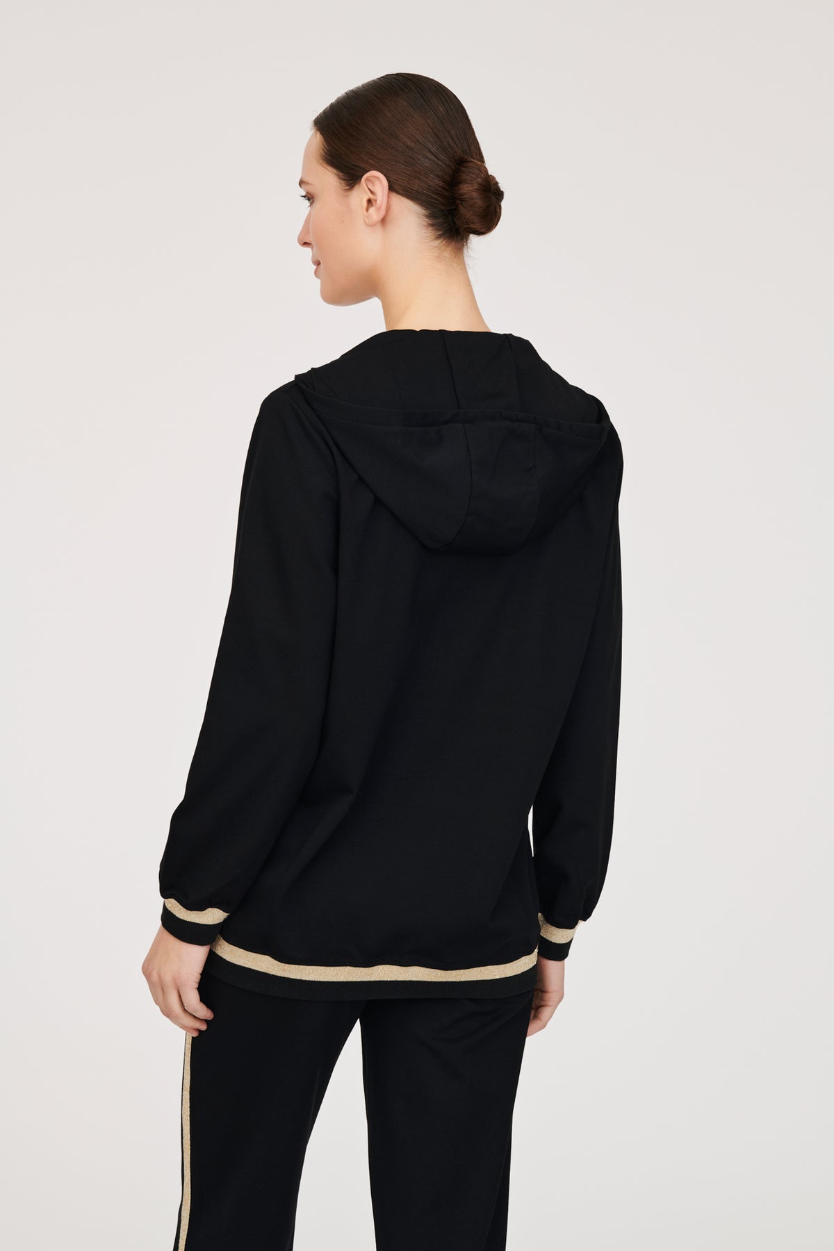 Sweat-shirt capuche zippée