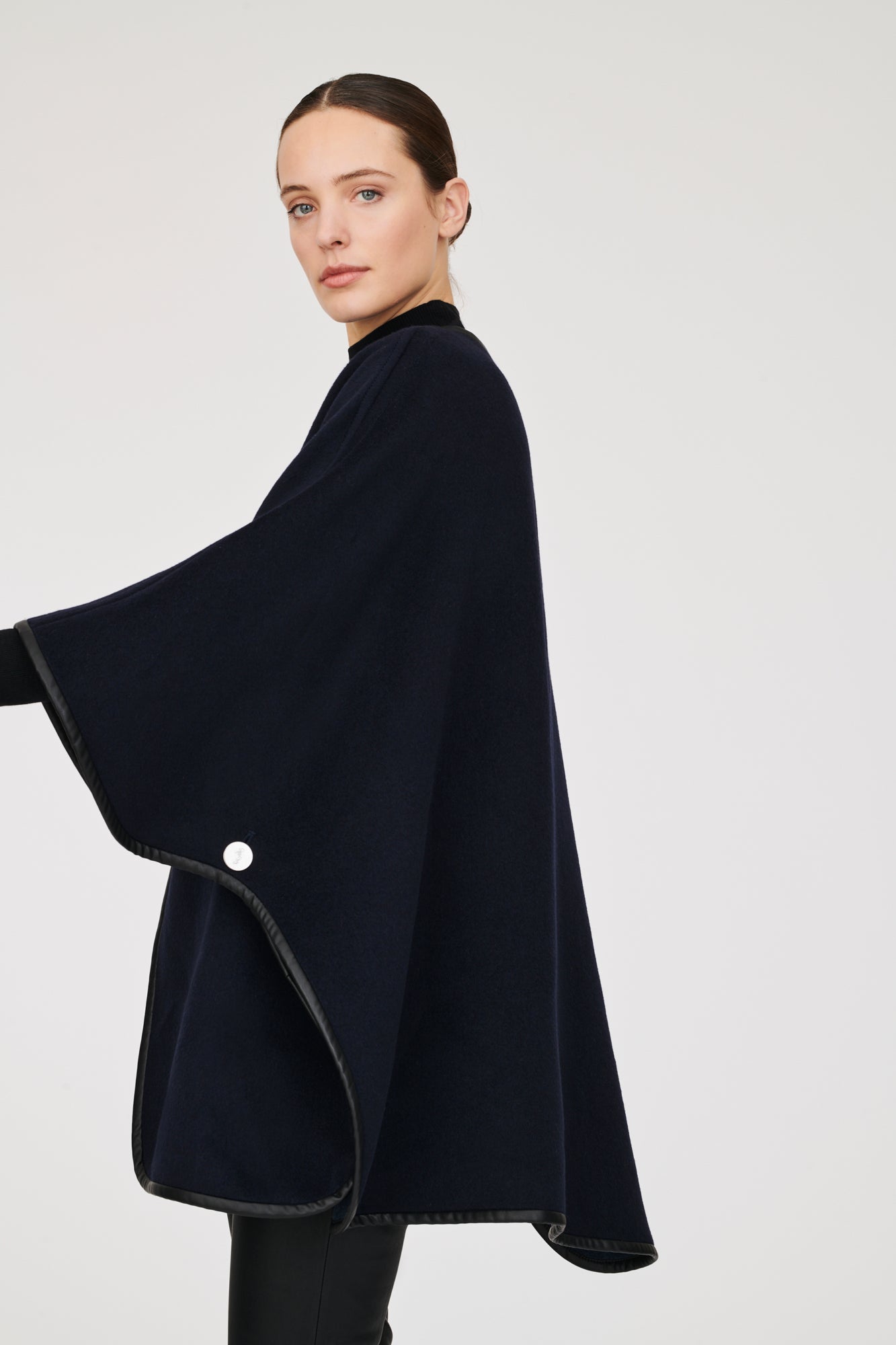 Cape en laine double face