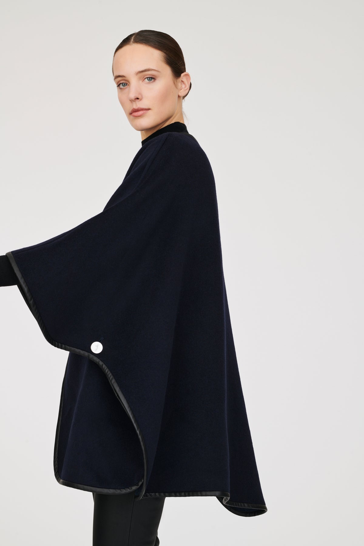 Cape en laine double face