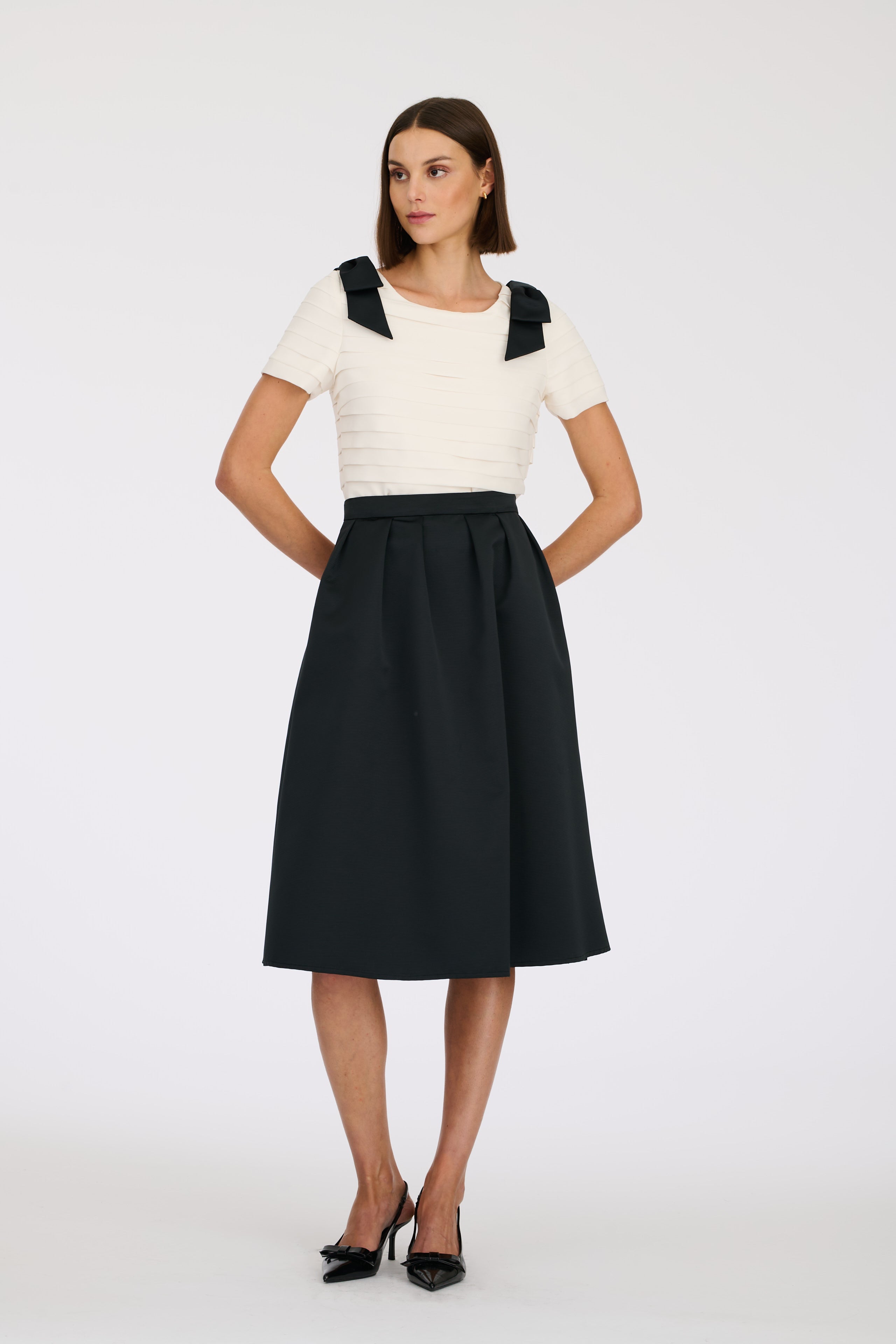 Tulip ottoman skirt