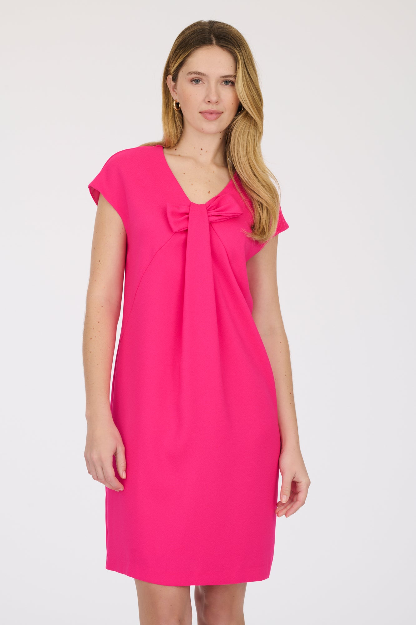 Flowing cocktail dress with bow