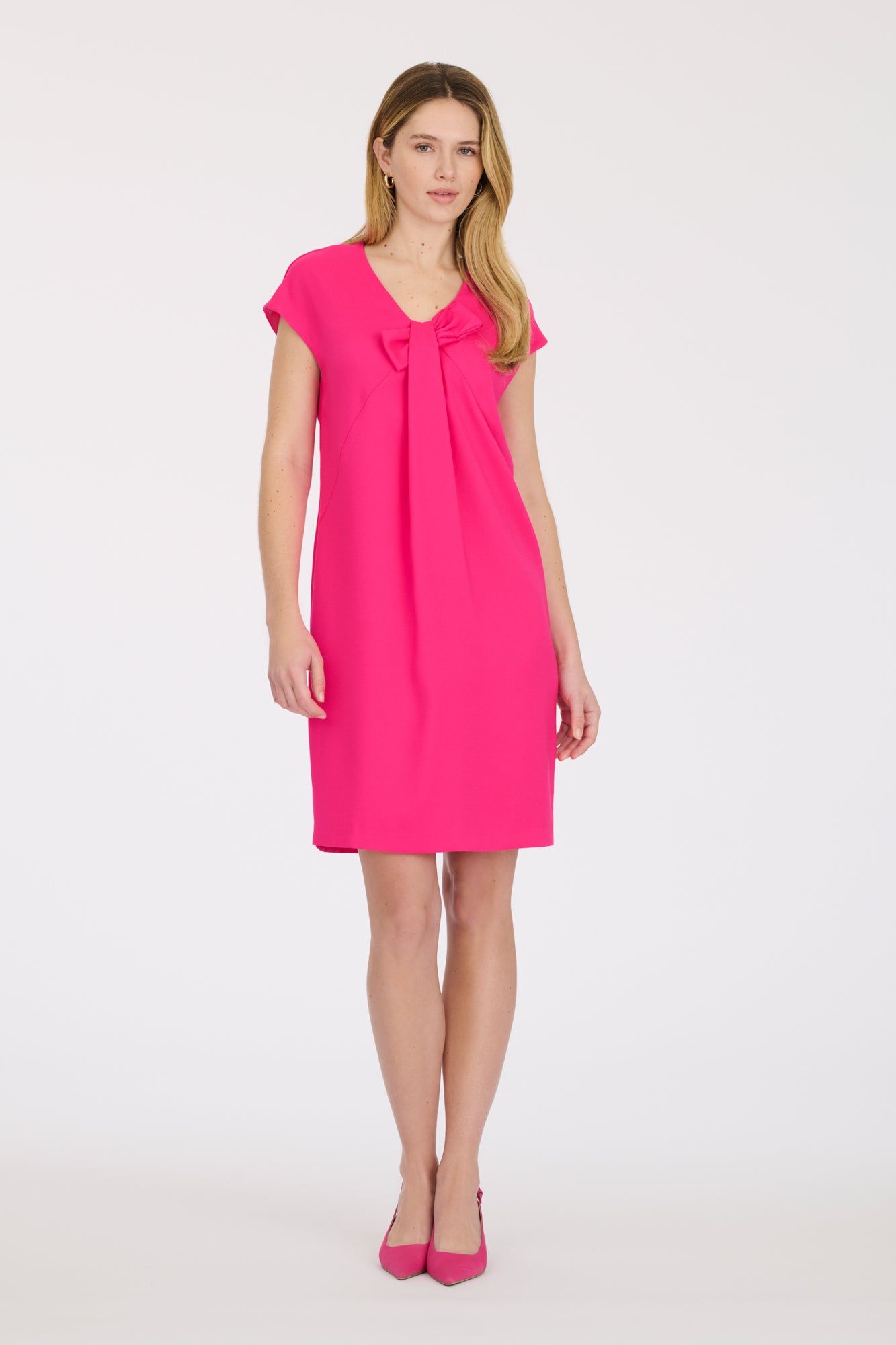 Flowing cocktail dress with bow