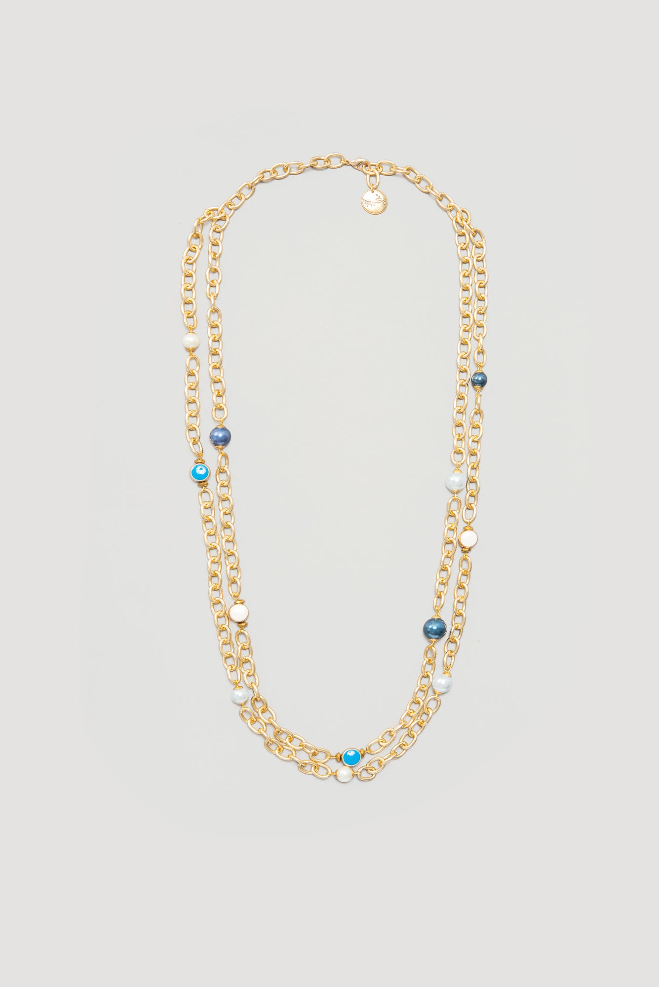 Long double chain necklace with pearls