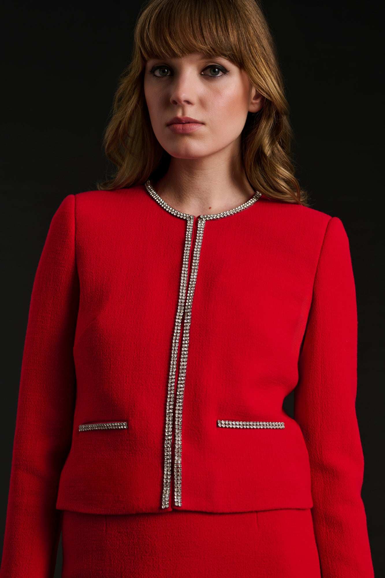 Veste en crêpe de laine et strass