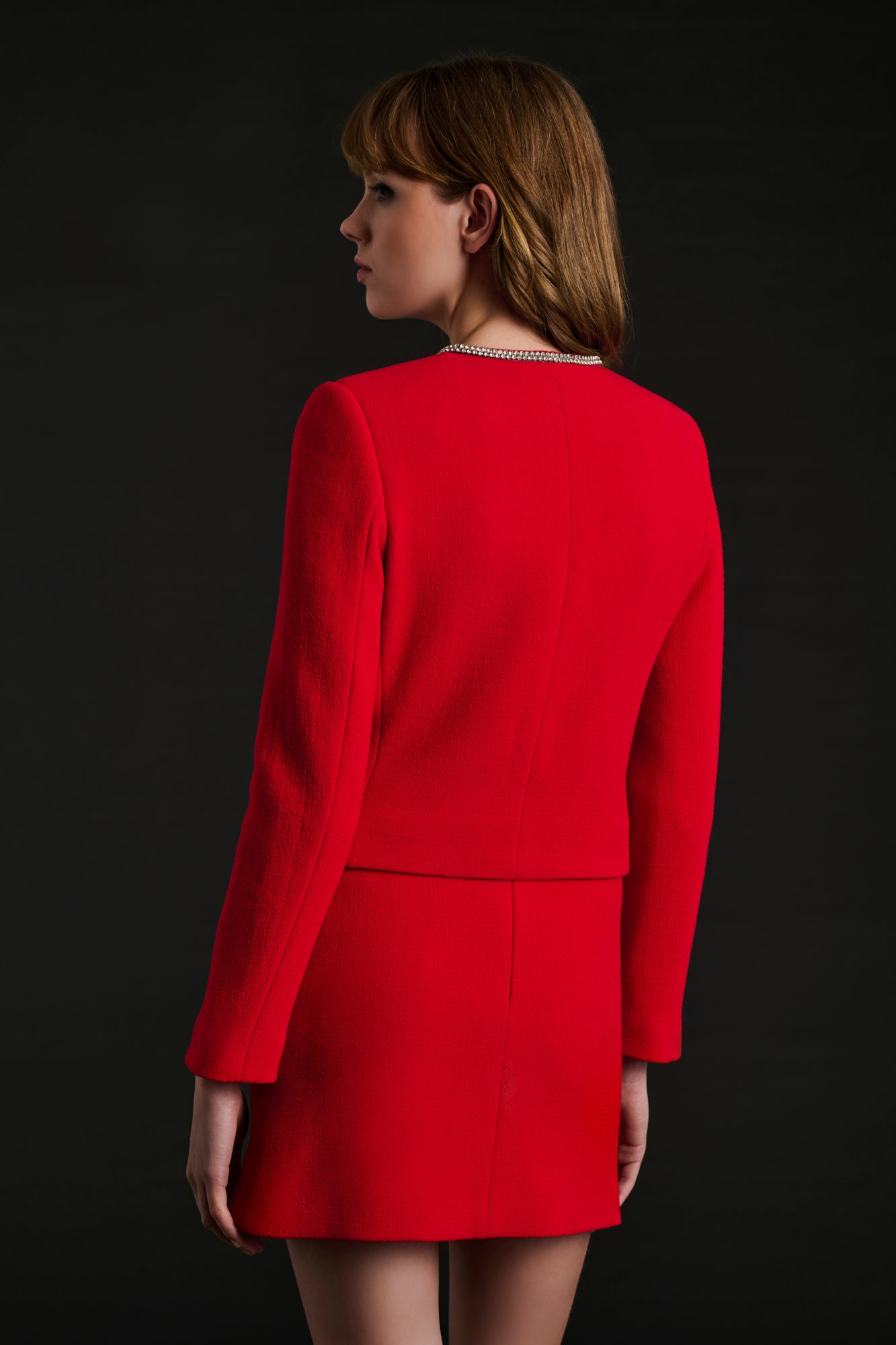 Veste en crêpe de laine et strass