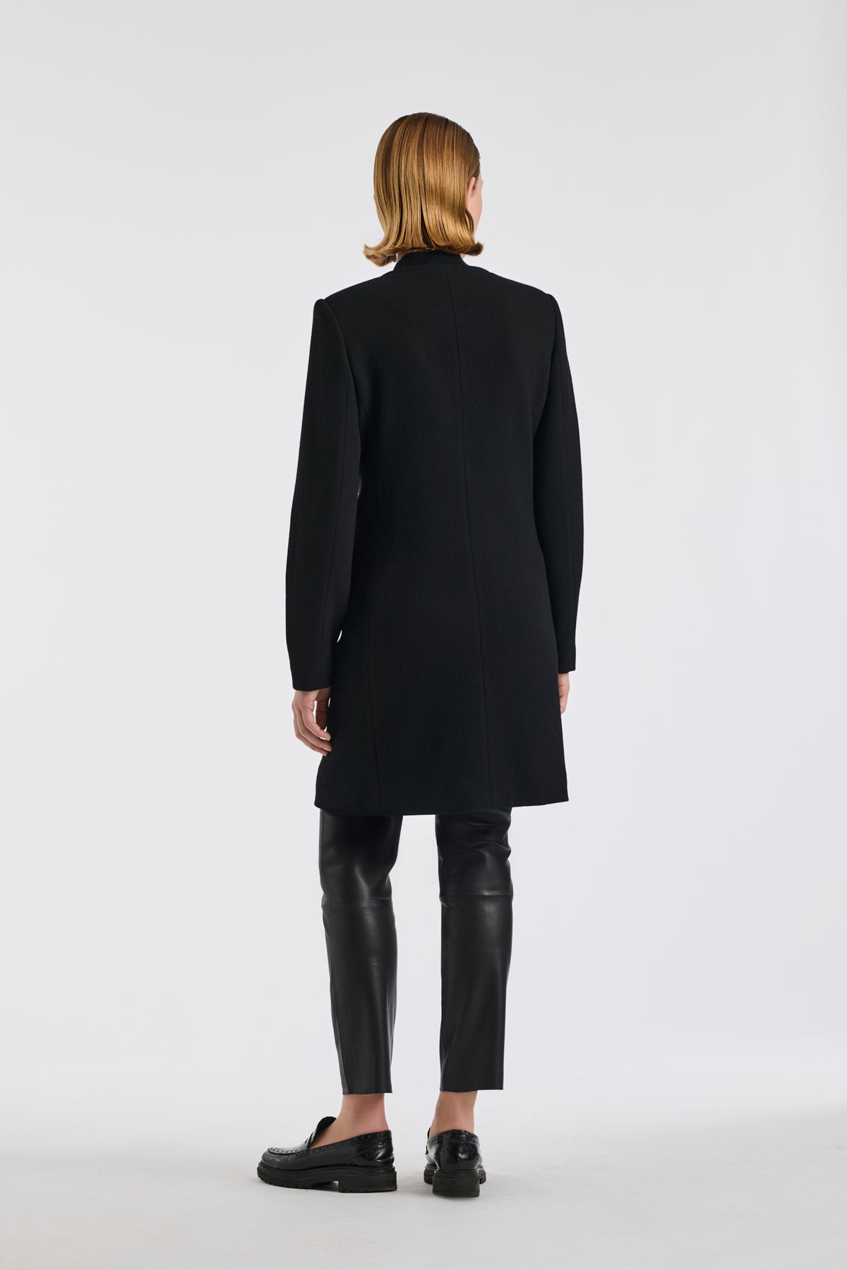 Manteau en crêpe de laine