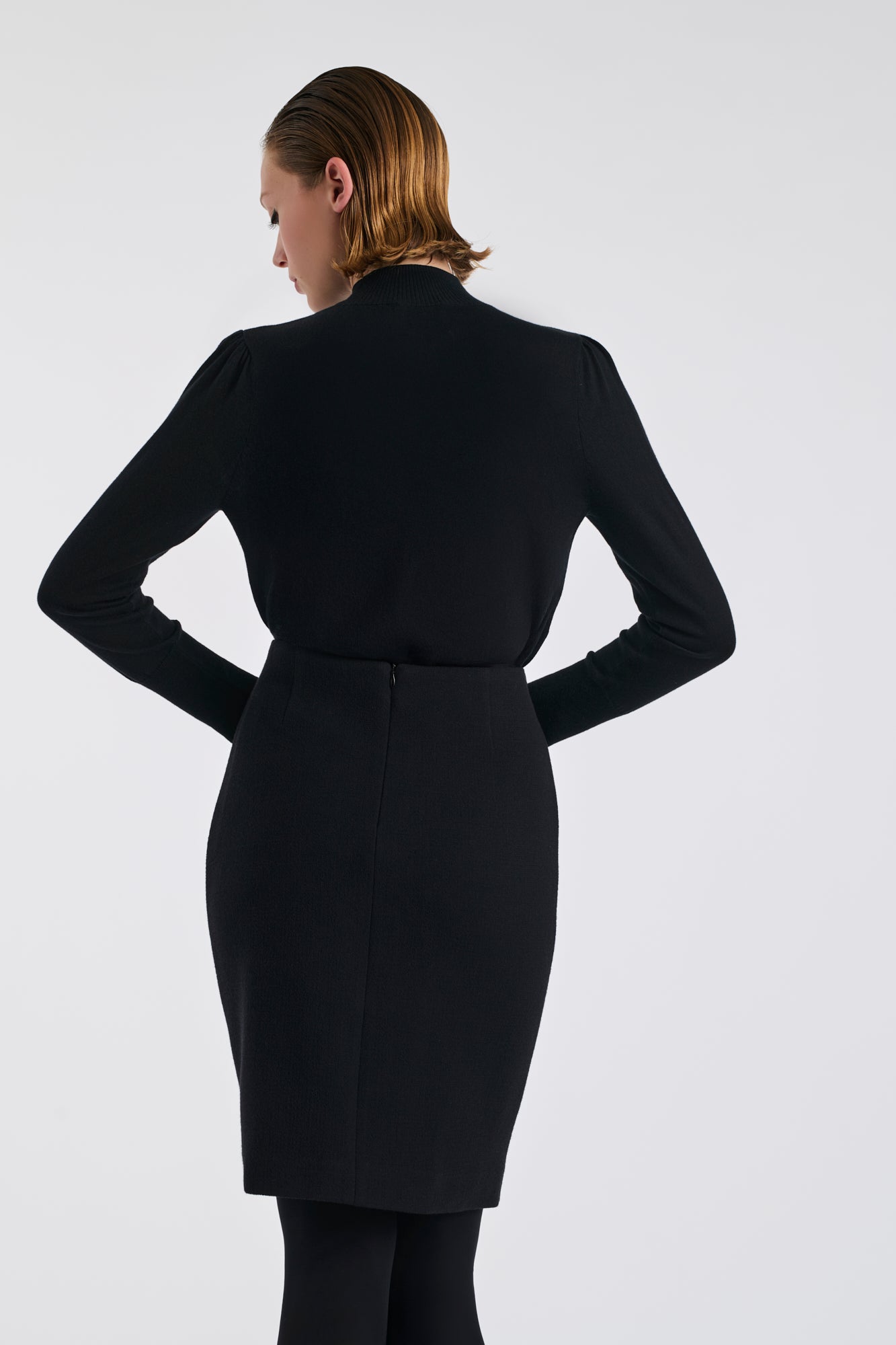 Wool crêpe pencil skirt