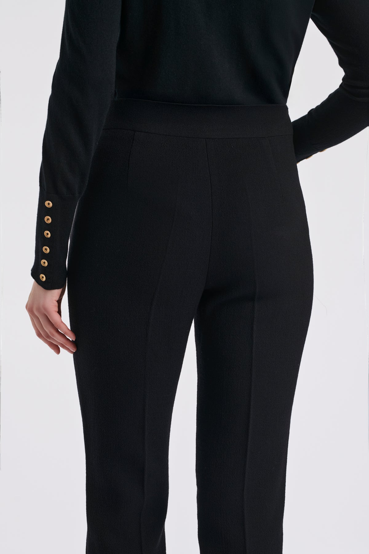 Pantalon cigarette en crêpe de laine